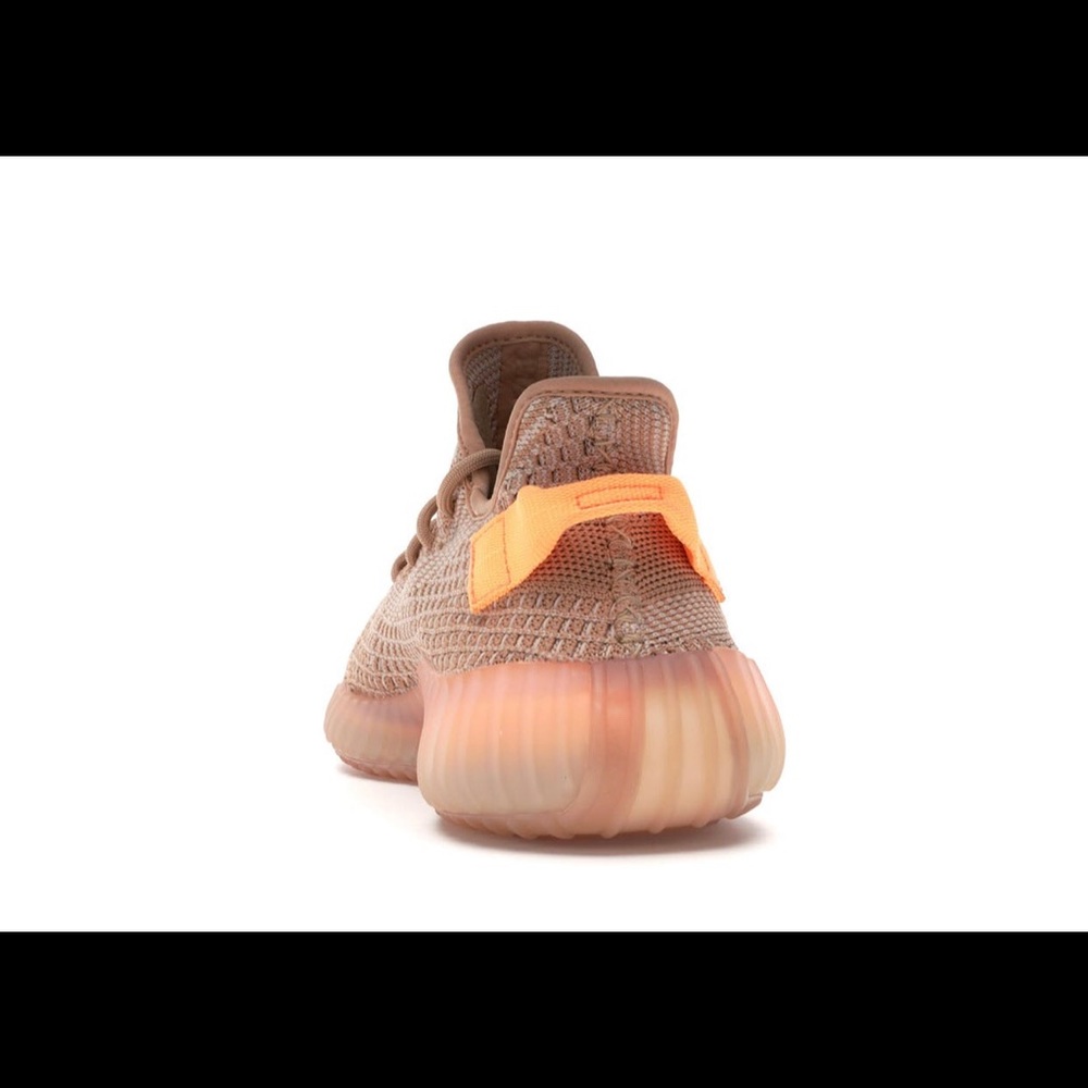 Yeezy 350 V2 Clay
